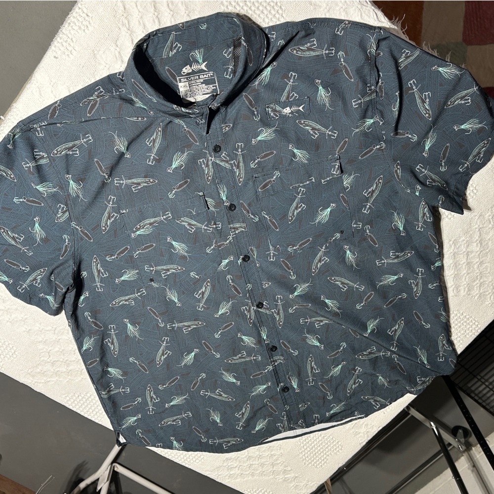 Silver Bait Short-Sleeve Navy Button-Down Shirt with Aqua Fishing Lure Print